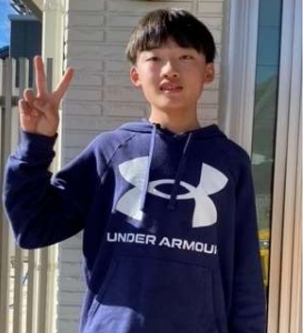 He is 14 years old. He is interested in tennis, soccer, baseball, TV, movies, cooking, reading manga, and watching anime. He would like to experience Utah's culture and would like to play sports with his host family if possible.
