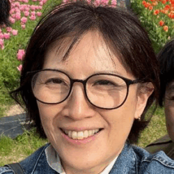 Ayumi is 53 years old. She likes reading, movies, trying new foods, camping, museums, studying, arts & crafts, cooking, and shopping. Ayumi is independent, generous, easygoing, honest, patient, and flexible. She loves to visit shrines and temples and is taking Korean lessons in a club now. It has been ten years since she last worked as a chaperone and she is grateful for the chance again.